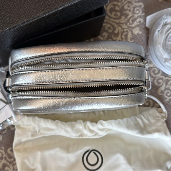 NEW Monet Shimmering Silver Crossbody Bag W- Dust cloth& Box  Beautiful !! - Picture 9 of 15